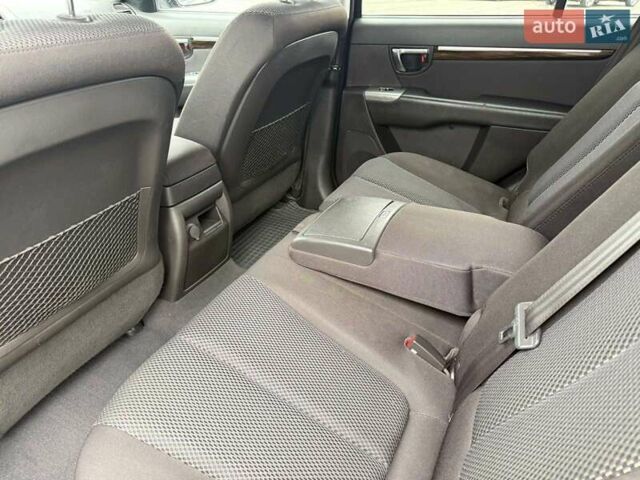 Чорний Хендай Санта Фе, об'ємом двигуна 2.2 л та пробігом 170 тис. км за 14700 $, фото 10 на Automoto.ua