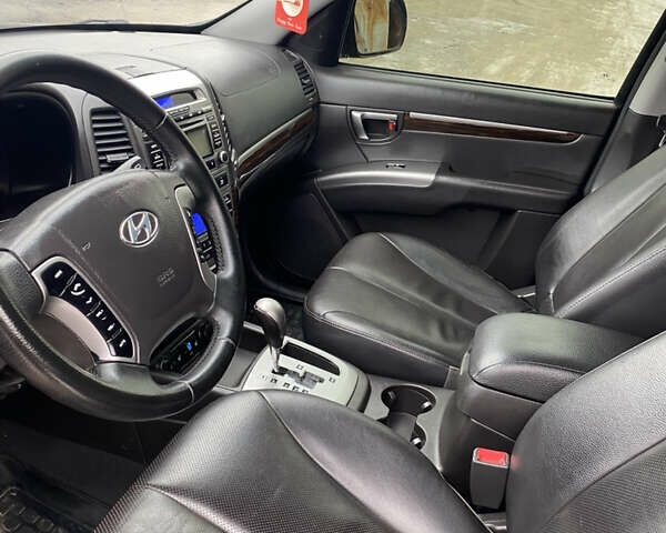 Чорний Хендай Санта Фе, об'ємом двигуна 2.2 л та пробігом 238 тис. км за 14200 $, фото 5 на Automoto.ua