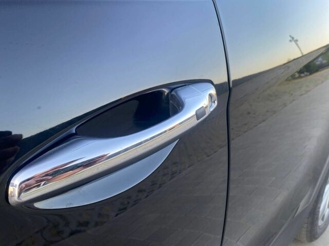 Черный Хендай Санта Фе, объемом двигателя 2.2 л и пробегом 250 тыс. км за 18500 $, фото 5 на Automoto.ua