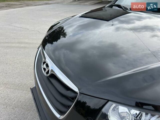 Черный Хендай Санта Фе, объемом двигателя 2.2 л и пробегом 190 тыс. км за 14300 $, фото 61 на Automoto.ua