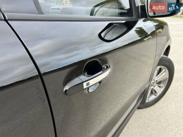 Хендай Санта Фе 2012 в Радивилове на Automoto.ua Черный Хендай Санта Фе, объемом двигателя 2.2 л и пробегом 189 тыс. км за 15200 $, фото 56 на Automoto.ua