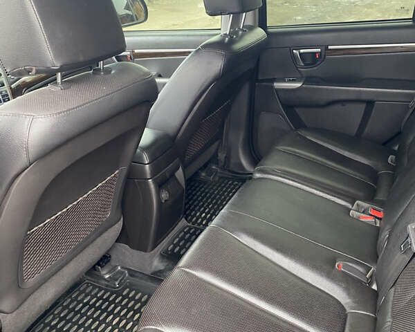 Чорний Хендай Санта Фе, об'ємом двигуна 2.2 л та пробігом 238 тис. км за 14200 $, фото 4 на Automoto.ua