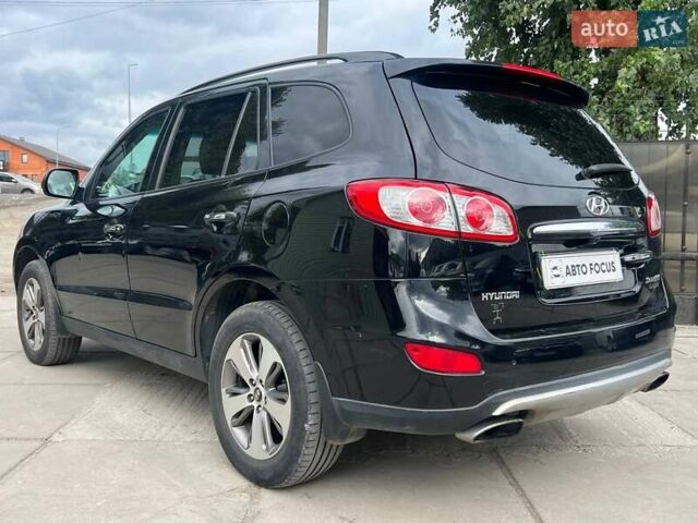 Черный Хендай Санта Фе, объемом двигателя 2.2 л и пробегом 260 тыс. км за 13190 $, фото 4 на Automoto.ua
