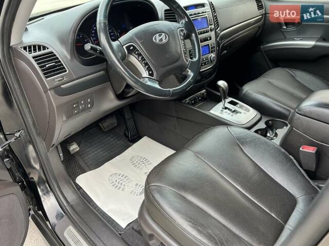 Хендай Санта Фе 2012 в Радивилове на Automoto.ua Черный Хендай Санта Фе, объемом двигателя 2.2 л и пробегом 189 тыс. км за 15200 $, фото 65 на Automoto.ua
