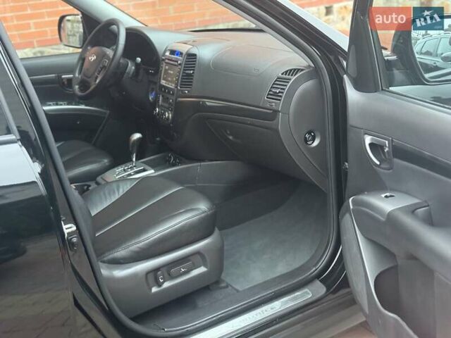 Хендай Санта Фе 2012 в Сарнах на Automoto.ua Черный Хендай Санта Фе, объемом двигателя 2.2 л и пробегом 198 тыс. км за 13900 $, фото 21 на Automoto.ua