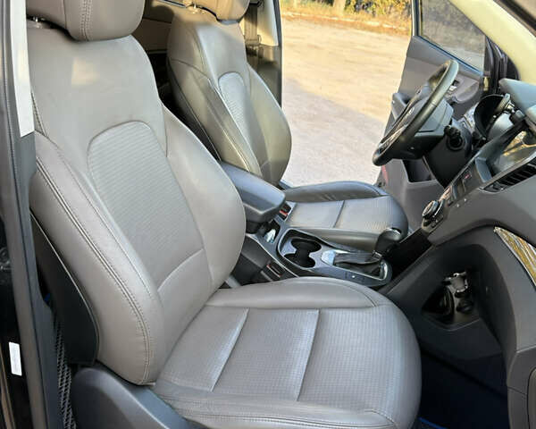 Чорний Хендай Санта Фе, об'ємом двигуна 2.36 л та пробігом 260 тис. км за 13900 $, фото 16 на Automoto.ua