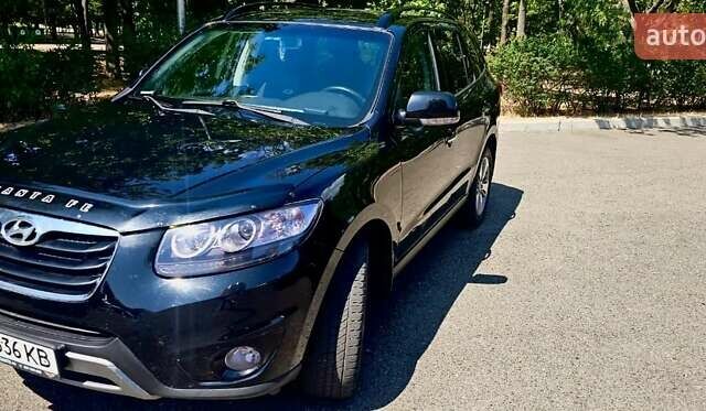 Хендай Санта Фе 2012 в Одессе на Automoto.ua Черный Хендай Санта Фе, объемом двигателя 2.2 л и пробегом 177 тыс. км за 13999 $, фото 5 на Automoto.ua