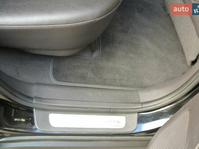 Хендай Санта Фе 2012 в Черновцах на Automoto.ua Черный Хендай Санта Фе, объемом двигателя 2.2 л и пробегом 193 тыс. км за 14900 $, фото 19 на Automoto.ua