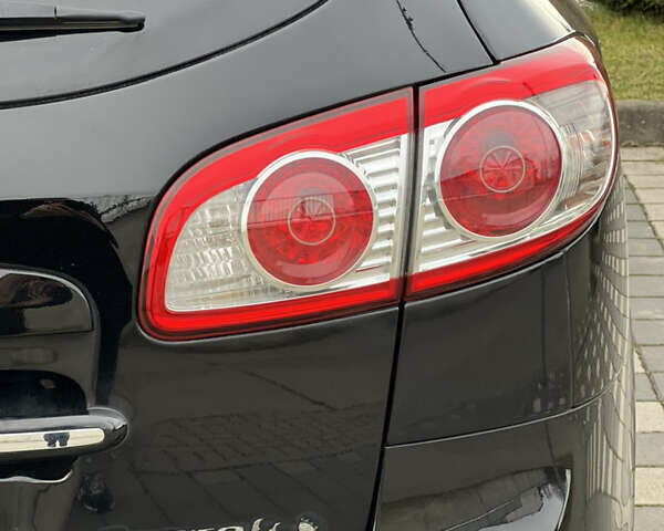 Черный Хендай Санта Фе, объемом двигателя 2.2 л и пробегом 220 тыс. км за 12000 $, фото 25 на Automoto.ua