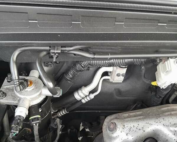 Хендай Санта Фе 2012 в Киеве на Automoto.ua Черный Хендай Санта Фе, объемом двигателя 2.2 л и пробегом 140 тыс. км за 13200 $, фото 43 на Automoto.ua