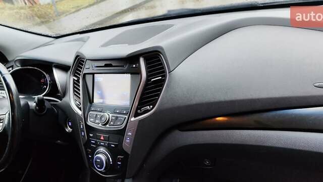 Хендай Санта Фе 2012 в Городок на Automoto.ua Черный Хендай Санта Фе, объемом двигателя 2.2 л и пробегом 165 тыс. км за 18000 $, фото 49 на Automoto.ua