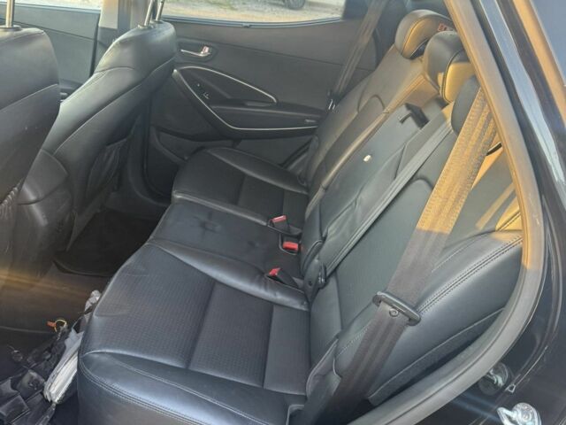 Хендай Санта Фе 2012 в Львове на Automoto.ua Черный Хендай Санта Фе, объемом двигателя 2.2 л и пробегом 151 тыс. км за 13700 $, фото 6 на Automoto.ua