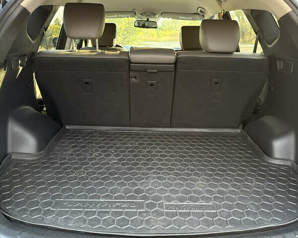 Чорний Хендай Санта Фе, об'ємом двигуна 2.36 л та пробігом 260 тис. км за 13900 $, фото 8 на Automoto.ua