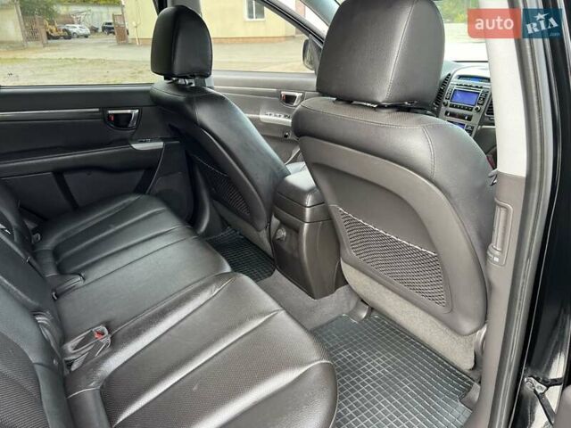 Хендай Санта Фе 2012 в Радивилове на Automoto.ua Черный Хендай Санта Фе, объемом двигателя 2.2 л и пробегом 189 тыс. км за 15200 $, фото 93 на Automoto.ua