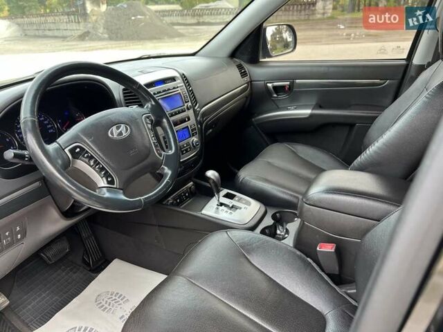 Хендай Санта Фе 2012 в Радивилове на Automoto.ua Черный Хендай Санта Фе, объемом двигателя 2.2 л и пробегом 189 тыс. км за 15200 $, фото 67 на Automoto.ua