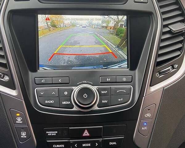 Черный Хендай Санта Фе, объемом двигателя 2.2 л и пробегом 169 тыс. км за 17200 $, фото 21 на Automoto.ua