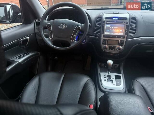 Хендай Санта Фе 2012 в Сарнах на Automoto.ua Черный Хендай Санта Фе, объемом двигателя 2.2 л и пробегом 198 тыс. км за 13900 $, фото 27 на Automoto.ua