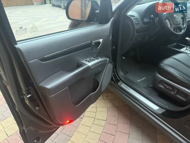 Хендай Санта Фе 2012 в Сарнах на Automoto.ua Черный Хендай Санта Фе, объемом двигателя 2.2 л и пробегом 198 тыс. км за 13900 $, фото 30 на Automoto.ua