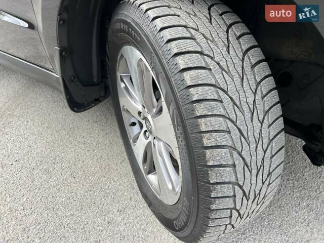 Хендай Санта Фе 2012 в Радивилове на Automoto.ua Черный Хендай Санта Фе, объемом двигателя 2.2 л и пробегом 189 тыс. км за 15200 $, фото 58 на Automoto.ua