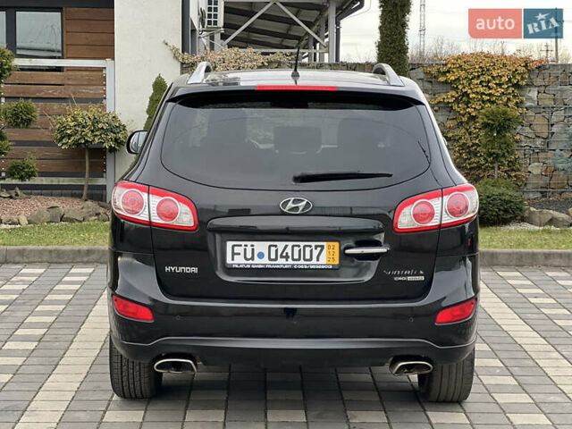 Черный Хендай Санта Фе, объемом двигателя 2.2 л и пробегом 220 тыс. км за 12000 $, фото 23 на Automoto.ua
