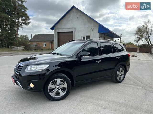 Черный Хендай Санта Фе, объемом двигателя 2.2 л и пробегом 190 тыс. км за 14300 $, фото 2 на Automoto.ua