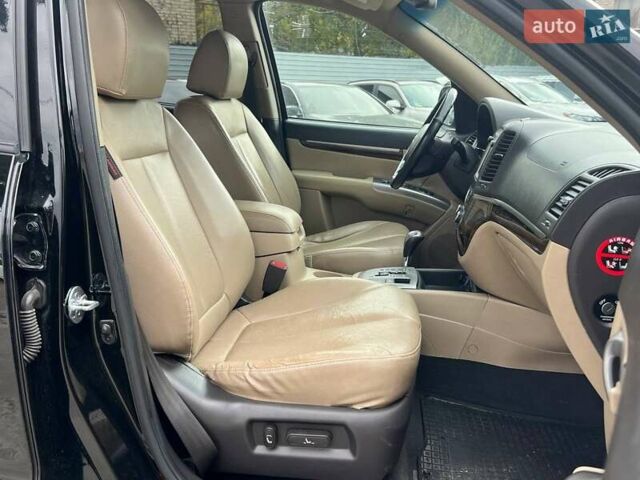 Хендай Санта Фе 2012 в Киеве на Automoto.ua Черный Хендай Санта Фе, объемом двигателя 2.2 л и пробегом 260 тыс. км за 14490 $, фото 11 на Automoto.ua