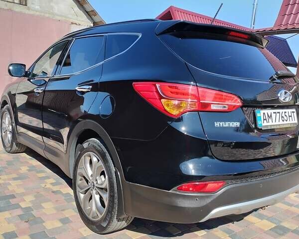 Хендай Санта Фе 2012 в Коростене на Automoto.ua Черный Хендай Санта Фе, объемом двигателя 2.2 л и пробегом 149 тыс. км за 17900 $, фото 10 на Automoto.ua