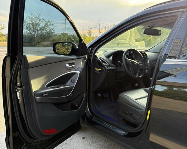 Чорний Хендай Санта Фе, об'ємом двигуна 2.36 л та пробігом 260 тис. км за 13900 $, фото 12 на Automoto.ua