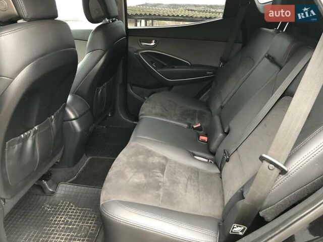 Черный Хендай Санта Фе, объемом двигателя 2.4 л и пробегом 158 тыс. км за 14500 $, фото 12 на Automoto.ua