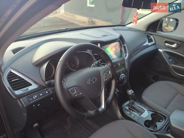 Черный Хендай Санта Фе, объемом двигателя 2.36 л и пробегом 223 тыс. км за 14800 $, фото 20 на Automoto.ua