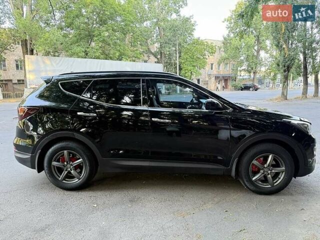 Черный Хендай Санта Фе, объемом двигателя 2.4 л и пробегом 158 тыс. км за 14500 $, фото 1 на Automoto.ua
