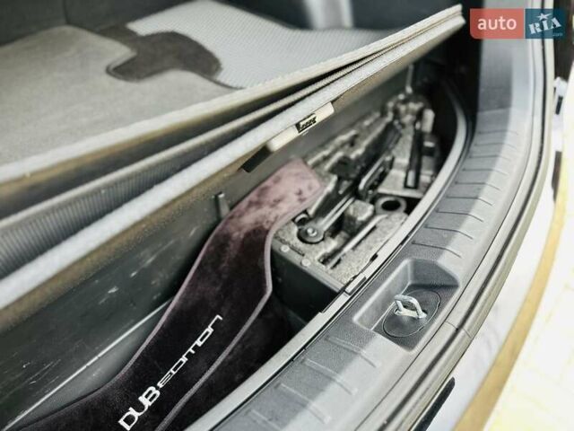 Черный Хендай Санта Фе, объемом двигателя 2.2 л и пробегом 137 тыс. км за 17800 $, фото 101 на Automoto.ua