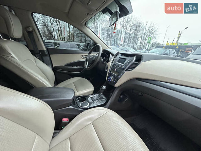 Черный Хендай Санта Фе, объемом двигателя 2.2 л и пробегом 190 тыс. км за 14900 $, фото 34 на Automoto.ua