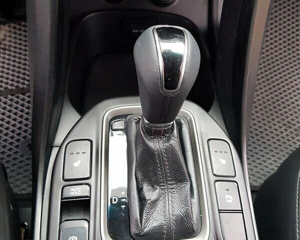 Черный Хендай Санта Фе, объемом двигателя 2.2 л и пробегом 157 тыс. км за 15900 $, фото 27 на Automoto.ua