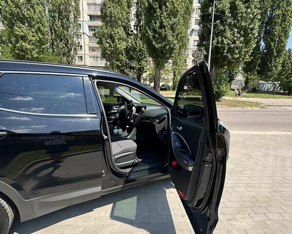 Чорний Хендай Санта Фе, об'ємом двигуна 2.2 л та пробігом 185 тис. км за 17500 $, фото 17 на Automoto.ua