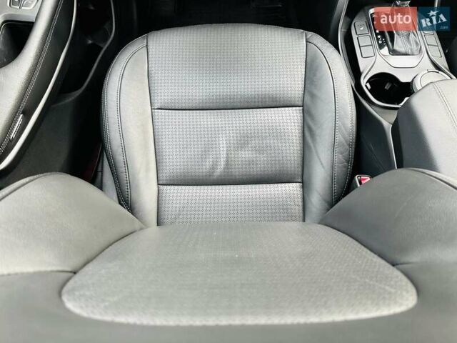 Черный Хендай Санта Фе, объемом двигателя 2.2 л и пробегом 137 тыс. км за 17800 $, фото 27 на Automoto.ua