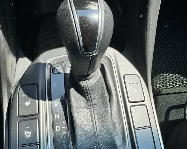Чорний Хендай Санта Фе, об'ємом двигуна 2.2 л та пробігом 185 тис. км за 17500 $, фото 37 на Automoto.ua