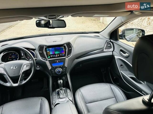 Черный Хендай Санта Фе, объемом двигателя 2.2 л и пробегом 137 тыс. км за 17800 $, фото 23 на Automoto.ua