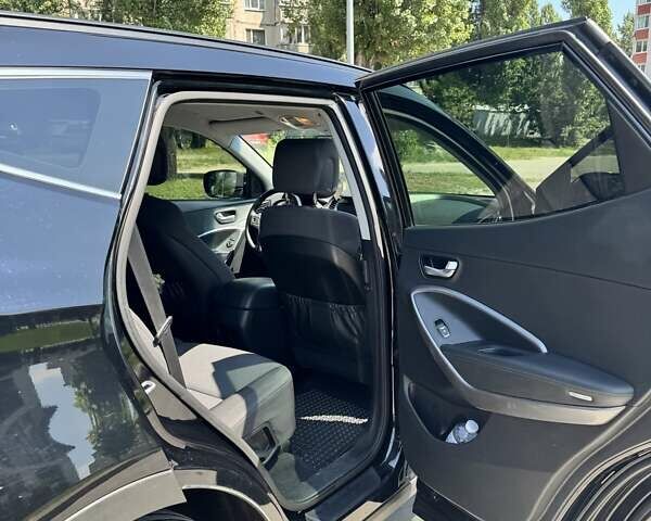 Чорний Хендай Санта Фе, об'ємом двигуна 2.2 л та пробігом 185 тис. км за 17500 $, фото 22 на Automoto.ua