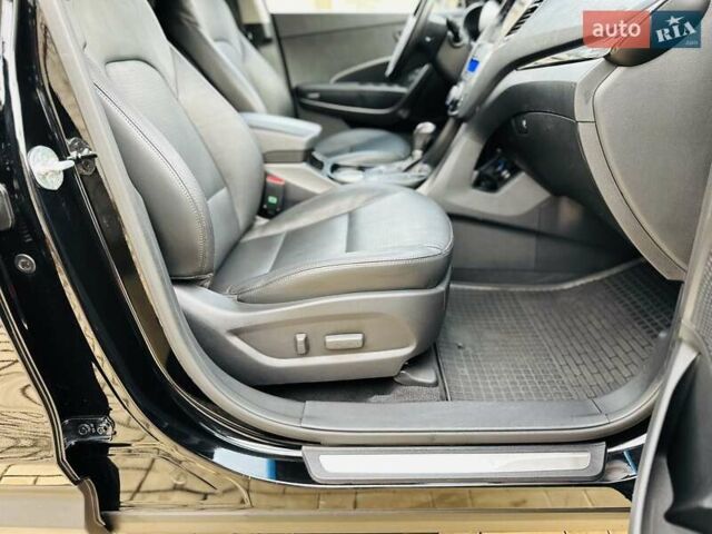 Черный Хендай Санта Фе, объемом двигателя 2.2 л и пробегом 137 тыс. км за 17800 $, фото 73 на Automoto.ua