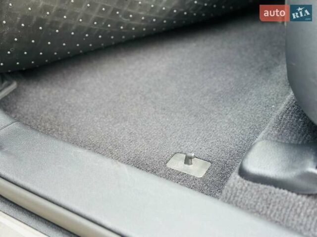 Черный Хендай Санта Фе, объемом двигателя 2.2 л и пробегом 137 тыс. км за 17800 $, фото 67 на Automoto.ua