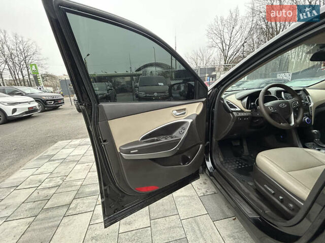 Черный Хендай Санта Фе, объемом двигателя 2.2 л и пробегом 190 тыс. км за 14900 $, фото 17 на Automoto.ua