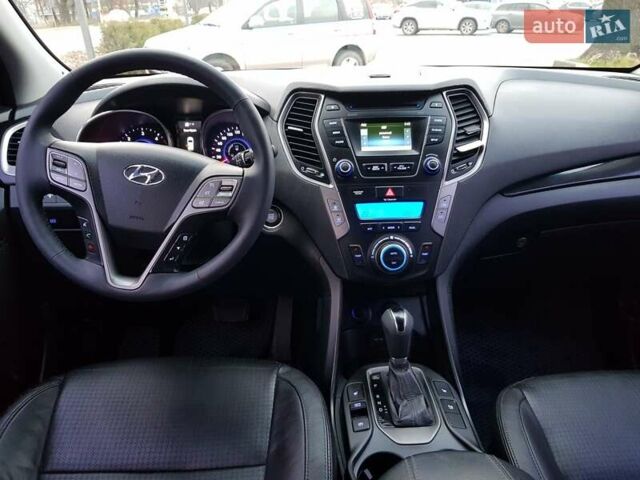 Черный Хендай Санта Фе, объемом двигателя 2.2 л и пробегом 159 тыс. км за 15900 $, фото 14 на Automoto.ua
