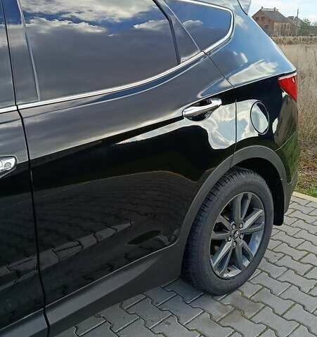 Черный Хендай Санта Фе, объемом двигателя 1.99 л и пробегом 182 тыс. км за 17499 $, фото 11 на Automoto.ua