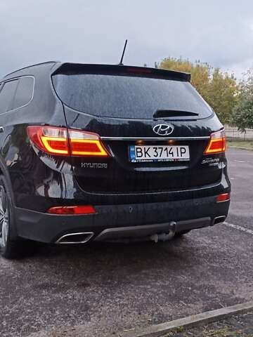 Хендай Санта Фе 2013 в Дубно на Automoto.ua Черный Хендай Санта Фе, объемом двигателя 2.2 л и пробегом 185 тыс. км за 19800 $, фото 5 на Automoto.ua