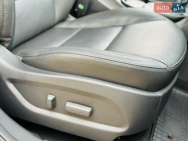 Черный Хендай Санта Фе, объемом двигателя 2.2 л и пробегом 137 тыс. км за 17800 $, фото 38 на Automoto.ua