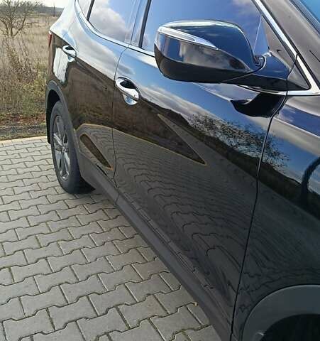 Черный Хендай Санта Фе, объемом двигателя 1.99 л и пробегом 182 тыс. км за 17499 $, фото 5 на Automoto.ua