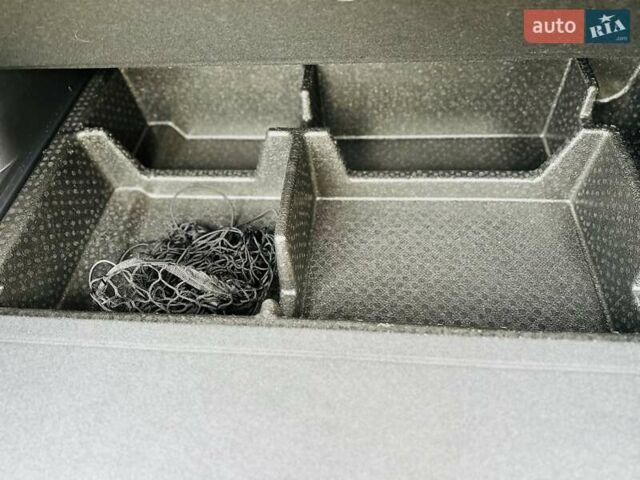 Черный Хендай Санта Фе, объемом двигателя 2.2 л и пробегом 137 тыс. км за 17800 $, фото 103 на Automoto.ua