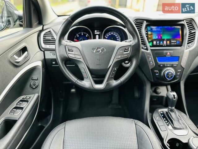 Черный Хендай Санта Фе, объемом двигателя 2.2 л и пробегом 137 тыс. км за 17800 $, фото 25 на Automoto.ua