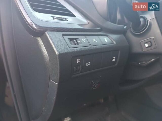 Черный Хендай Санта Фе, объемом двигателя 2.36 л и пробегом 223 тыс. км за 14800 $, фото 21 на Automoto.ua